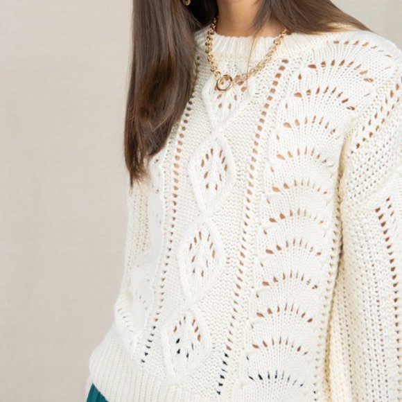 NWT Cable Knit Round Neck Sweater - Picture 3 of 3